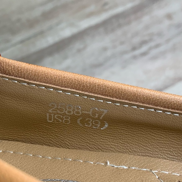 SALE Mona Flying Leather Pump Med Heel Pointed Toe Office Dress Shoes - Picture 10 of 10